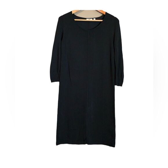 3 for $20! Uniqlo black knitted midi dress - Picture 1 of 10